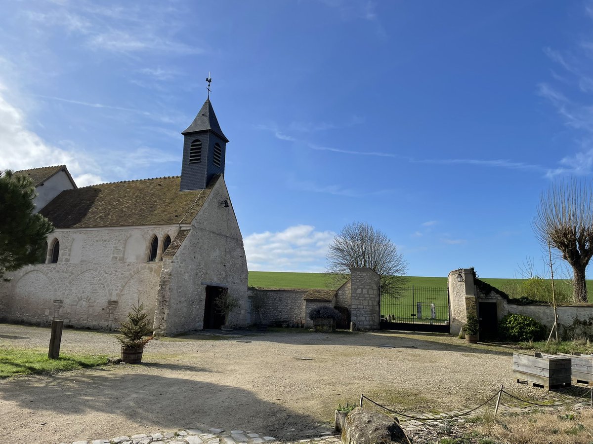 pierre_bedier's tweet photo. #LeDépartementEtVous : première étape de la journée sur le canton de Saint-Cyr-l’École avec @brau_sonia et @PhilipBenassaya à la Ferme du Prieuré à Rennemoulin, spécialisée en agriculture biologique de conservation des sols. https://t.co/EpHbiOYi1P