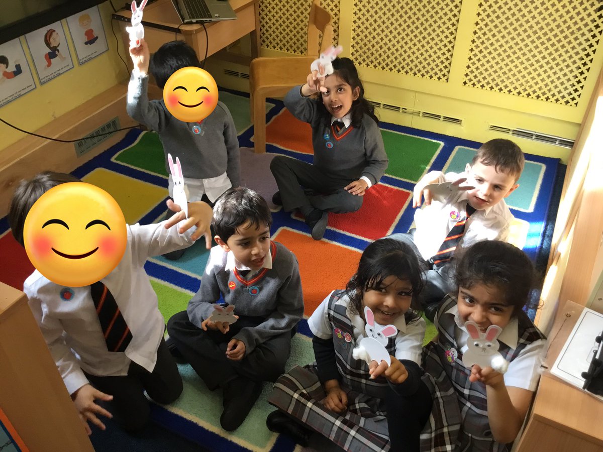 SJC_Infants's tweet image. Pupils in #SJCR5 loved making their Easter bunny puppets this afternoon! 🐰🐰🐰 #SJCInfants #SJCReception