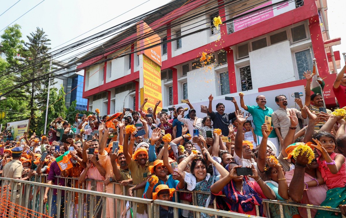 SKavaldar's tweet photo. #MoodofTheNation #PhirEkBaarModiSarkar #ModiKaParivar #ViksitBharat @narendramodi @BJP4India @PMOIndia #AbkiBaar400Paar @AppuMPattanshe1 https://t.co/gXli1QNvPj