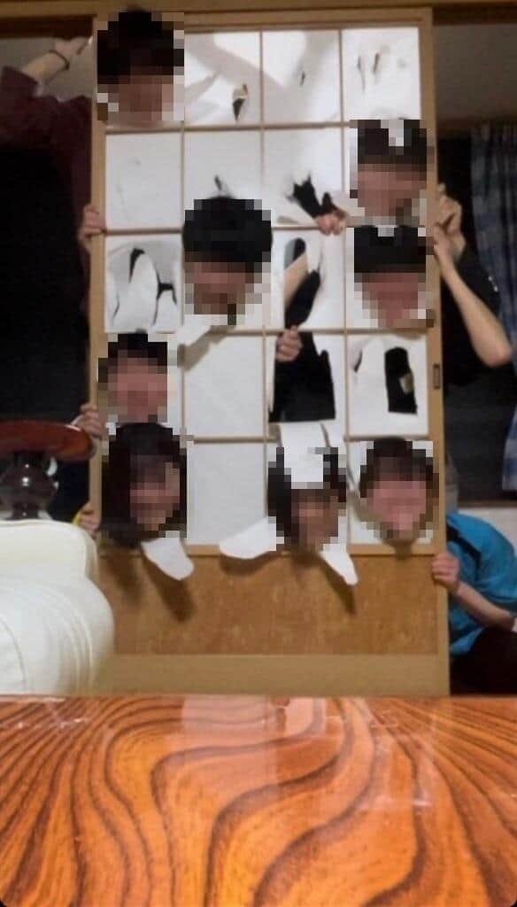 livedoornews's tweet image. 【動画拡散】サークル合宿で障子や天井破壊、神戸大「大学として厳重に対処」
news.livedoor.com/article/detail…

神戸大学は公式サイトで謝罪し「現在、学内で調査中であり、調査結果により大学として厳重に対処いたします」と説明。「今後このようなことが起きないよう再発防止を徹底してまいります」とした。