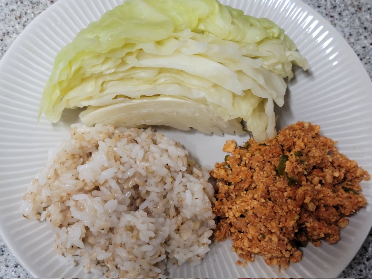 편스토랑 진서연 쌈장 요거 진짜 맛있네!
두부가 많이 들어가니까 쌈장을 한수저씩 넣어도 안짜고 배부르고 좋아~~