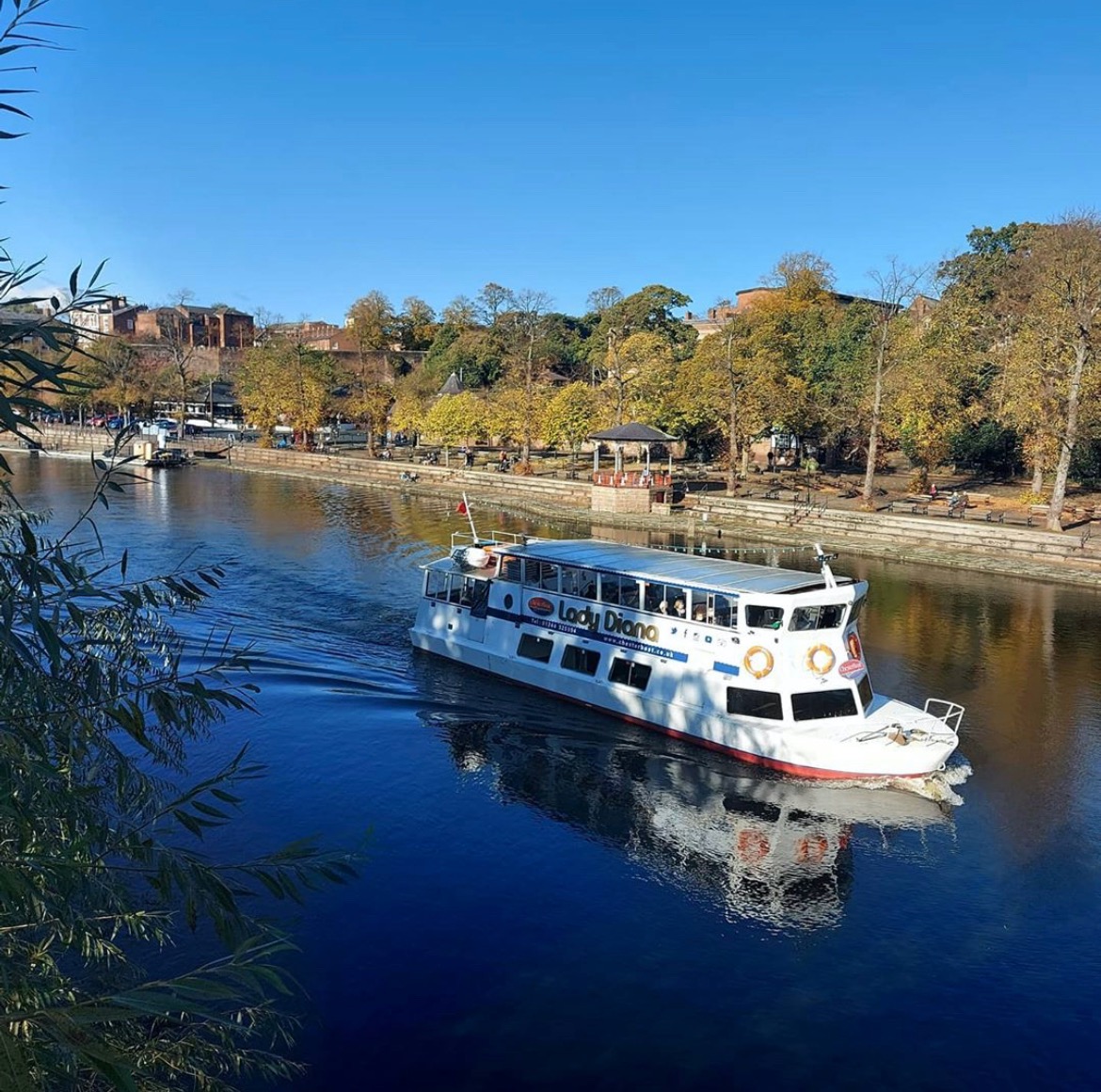 Sail on the River Dee with @wineschcheshire and their friends @Chesterboats this summer! They have added a fifth date this year to satisfy demand and on Thursday 27th June it's all about South America. Cin Cin! tastecheshire.com/local-producer…