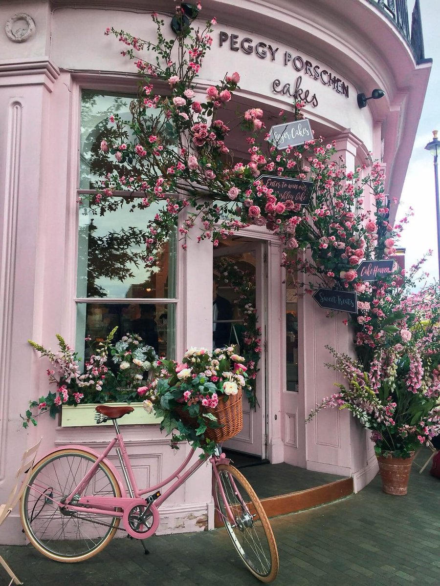 chanelkake's tweet photo. first day of spring ♡ https://t.co/v8XwQM6bkX