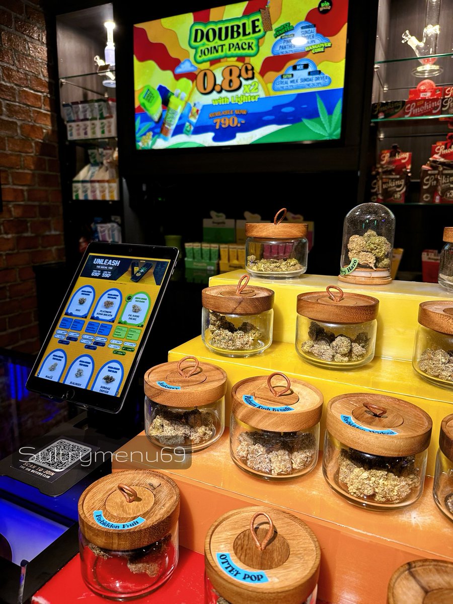 Happiness is rather cheap here 🥴💫