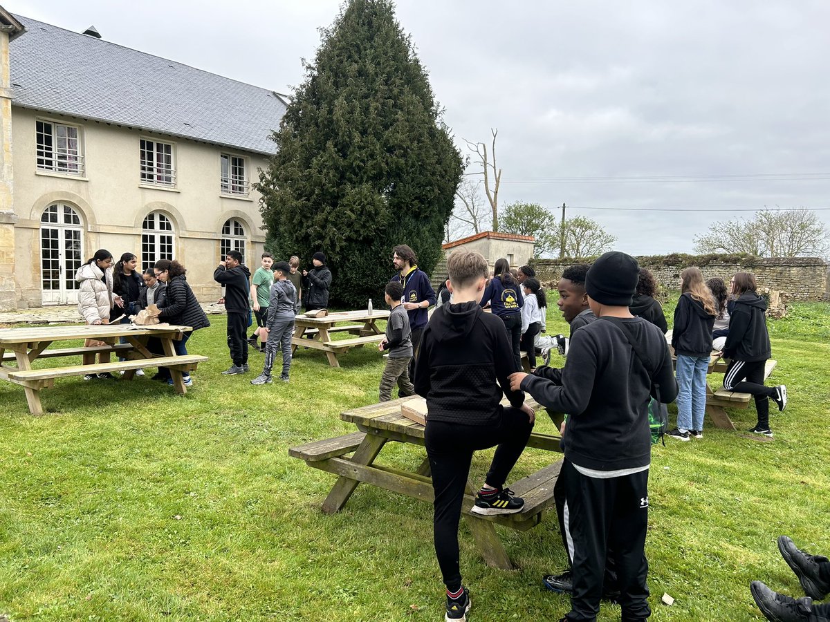 Highclare Languages tweet media