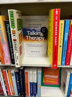 So pleased to see my book, The Essential Companion to Talking Therapy, in our local bookshop: @QuinnsBookshop #booklovers #BookBoost #BookRecommendation