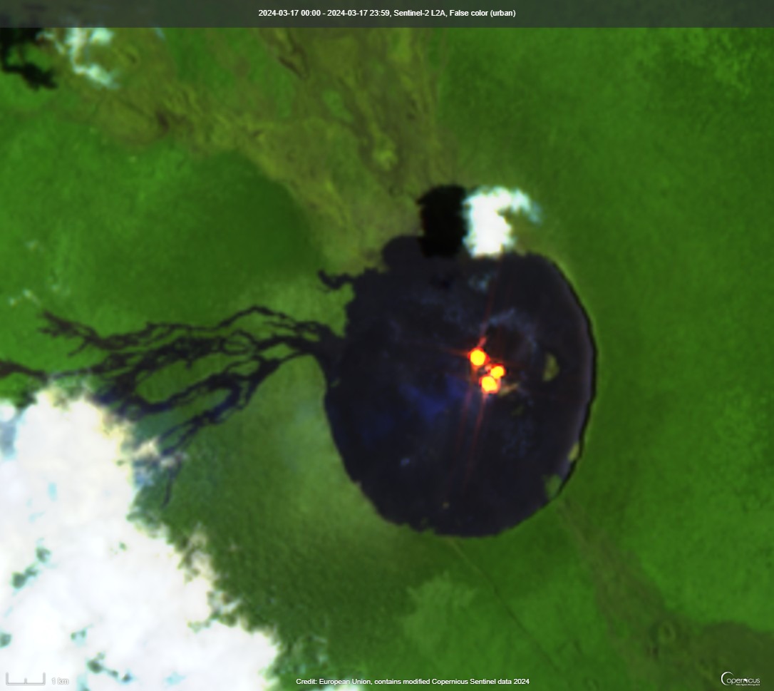 Effusive activity inside Nyamulagira caldera on March 17, 2024.

Activité effusive dans la caldéra du Nyamulagira le 17 mars 2024.