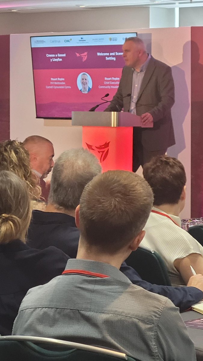 Our CEO @stuart_chc is giving his opening remarks

'We know better than most that purpose isn't linked to a single day or initiative - we know it needs to drive long-lasting change of the most important kind.'

#HousingAssociations #Wales #SocialHousing #Events #Conferences