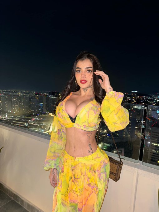 Necesito un novio feo 🔥🔥😳 https://t.co/IpVQJSaTGt