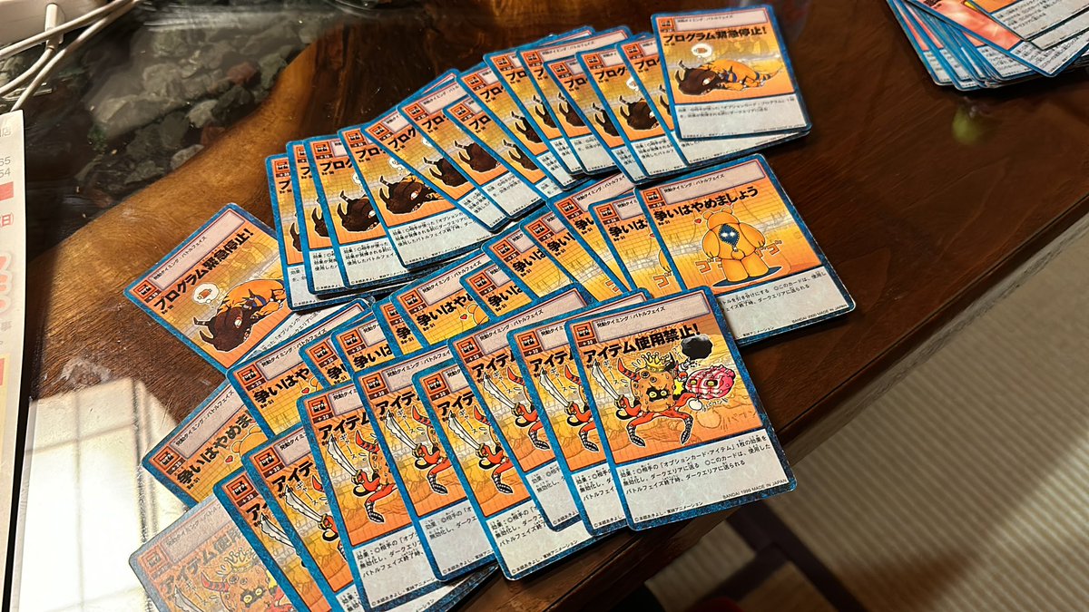 旧デジモンカード　シーズン1 デッキ　2個 シーズン1の汎用カードを大量に買い取らせていただきました。これで