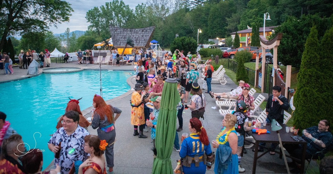 100 DAYS 'TIL OHANA!

... but who's counting? Certainly not us. We're definitely NOT counting the days until another magnificent poolside kickoff party... not at all... 

#countdowntoOhana #luauatthelake #fraternalorderofmoai #funwithapurpose #ohana