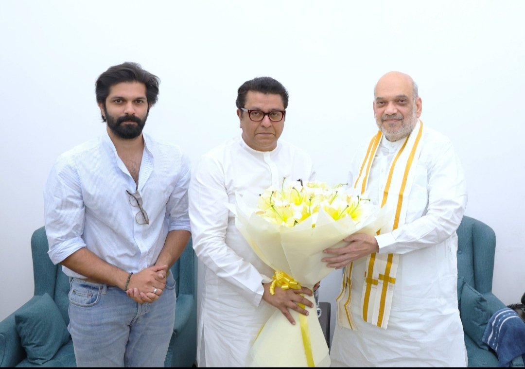 मुंबई में UP, बिहार के गरीबों को पीटने वाले अमानुष <a href="/RajThackeray/">Raj Thackeray</a> से भी BJP ने गठबंधन कर लिया,

इस गठबंधन से UP, बिहार के लोग खुश होंगे या नाराज ?