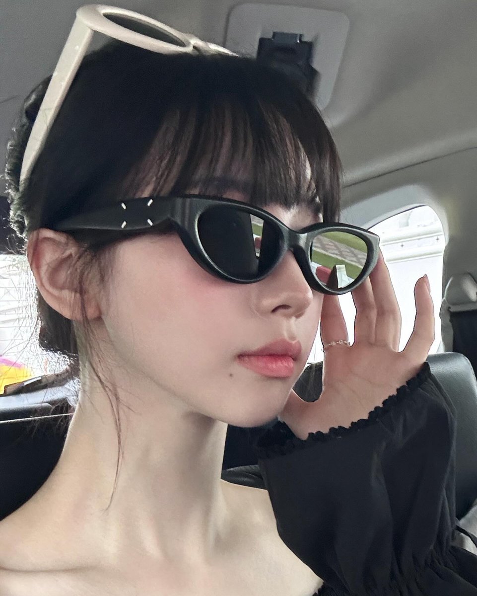 240319 #카리나 인스타💙

방콬 니가 참 좋아🌸