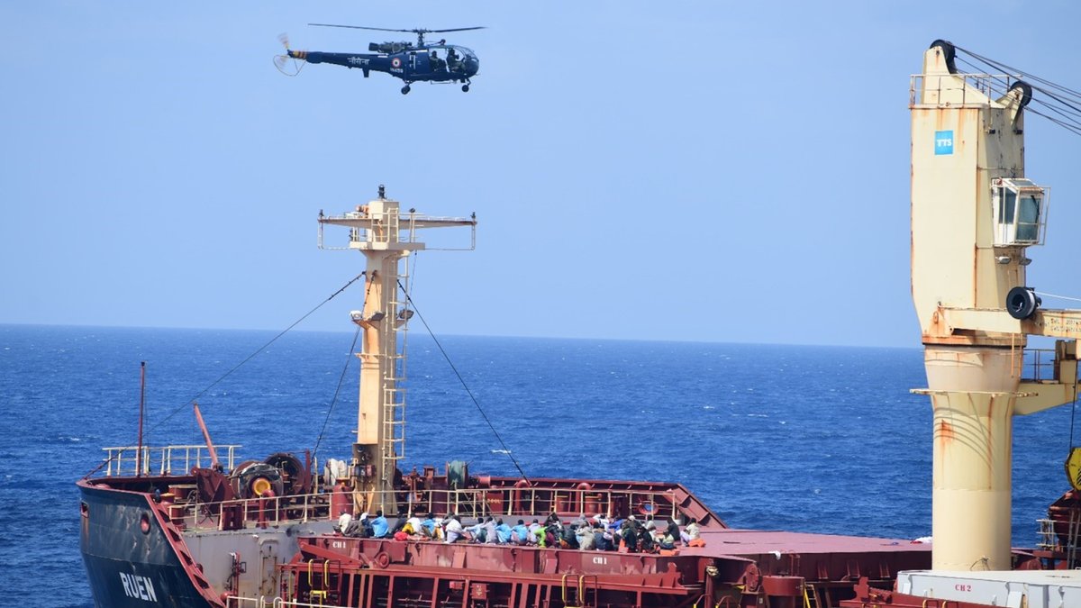 Indus_Lens's tweet photo. The world salutes the bravery and coordination of the Indian Navy & Air Force in safeguarding maritime routes. Their swift response to the MV Ruen incident exemplifies their commitment to ensuring peace and security in the region's waters. 7/7

#IndusLens #IndusOSINT #BraveryAtSea #IndianArmedForces #MaritimeSafety