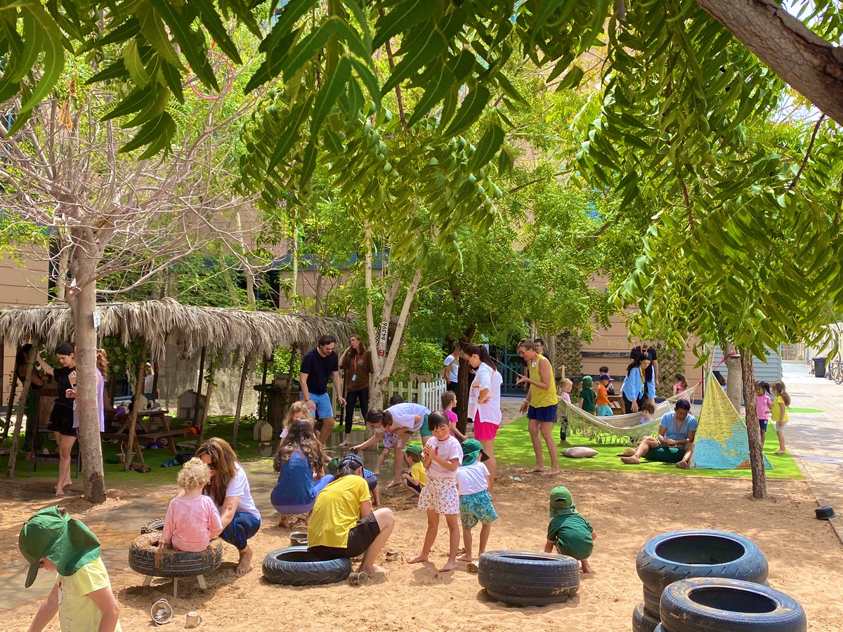 Today our parents joined us for Muddy Madness where we have the opportunity to connect with nature. Muddy play allows us to engage our senses while promoting physical activity and stimulating a sense of adventure. #nature #senses #mydubai #arborists #mud #grounding #loveourearth
