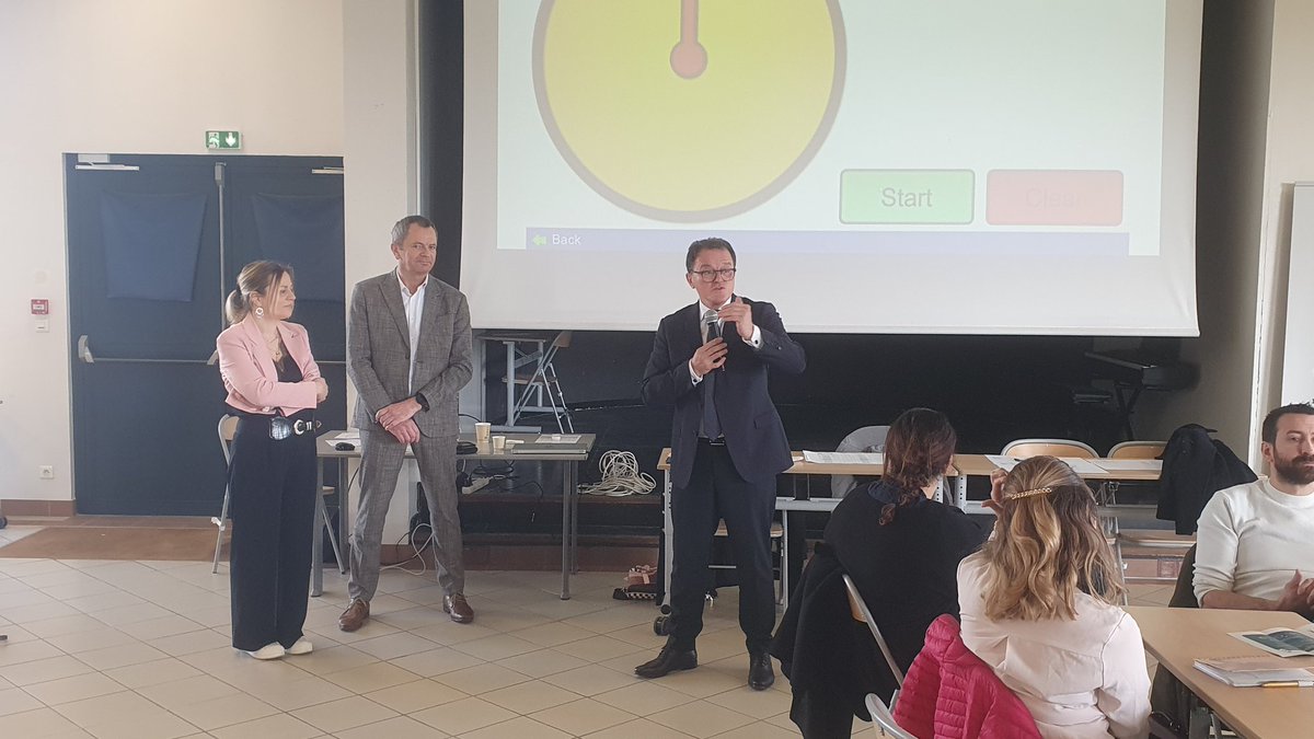 dsden45's tweet photo. Comité local école entreprise. M
Ballé, IA Dasen, est venu soutenir l'initiative du CLEE au collège Simone Veil de Pithiviers. Un formidable temps d'échange entre les différents acteurs autour de l'oriention et la formation des jeunes.
👍Visites d'entreprises prévues l'après midi https://t.co/KMsfLkVqXG