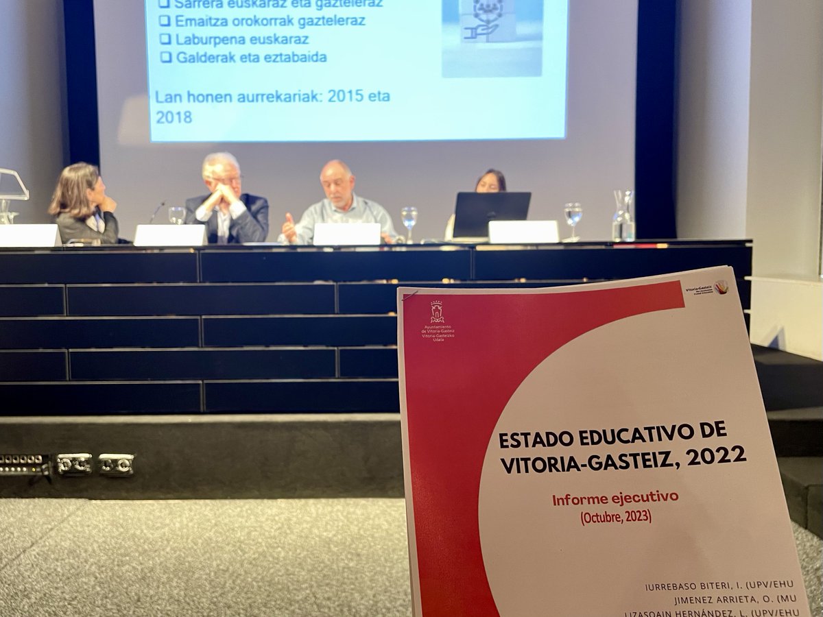🏫Hezkuntza Zerbitzuak #Gasteiz|ko 2022ko Hezkuntza Egoerari buruzko txostena aurkeztu du.
🔗v-g.eus/3TFLy2h

🏫El Servicio de Educación presenta el informe sobre el Estado Educativo de #VitoriaGasteiz 2022.
🔗v-g.eus/3vdTsXj