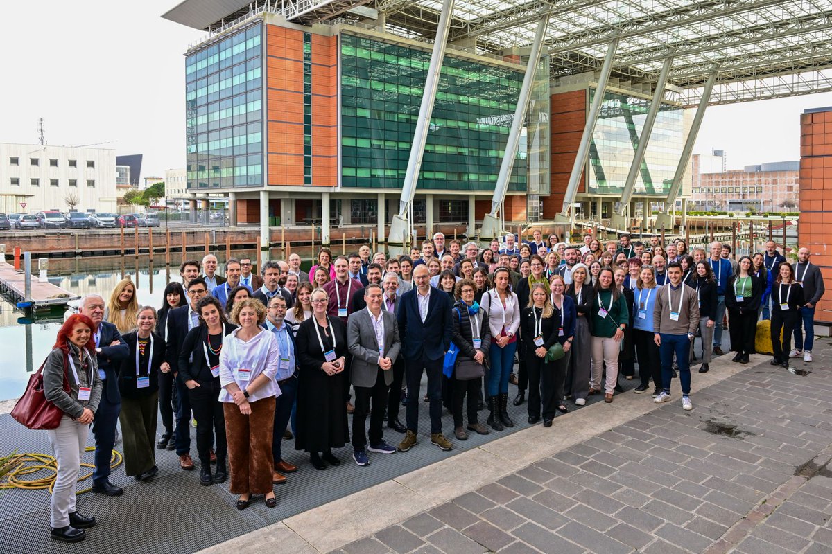 (1/4) From March 11-13th, Venice hosted the inaugural #Climateurope2Festival, the theme? 'Uniting science, services, and standards for a climate resilient future.' I was proud to be a part of the organising committee & even happier to be able to attend in person! @climateurope2