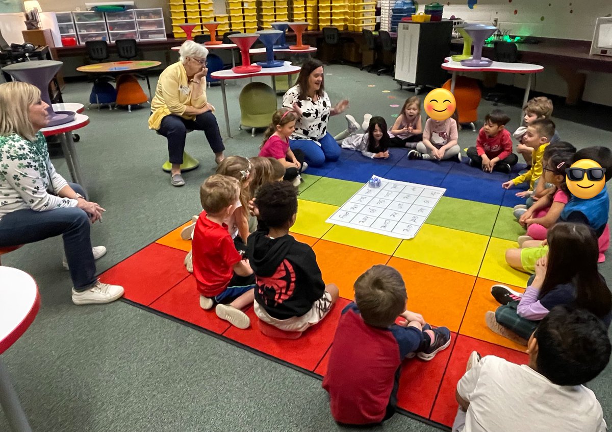 Practicing our sight words while also practicing directions... forward, back, left, right! We practiced creating algorithms to code the Blue Bots to sight words. @dedewilson13 @BethFisherIFT #LRelem @LittleRiverLCPS