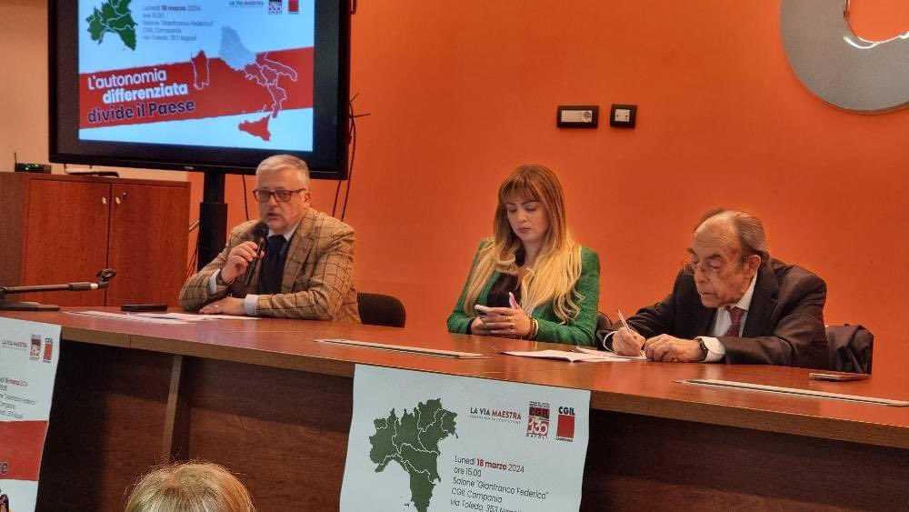 TaisiaRaio's tweet photo. La grande manifestazione di sabato scorso, la partecipazione e la forte preoccupazione per le conseguenze al Sud con l'autonomia differenziata. Ne abbiamo parlato ieri presso la sede della Cgil Napoli e Campania. @CgilCampania 
#noallautonomiadifferenziata https://t.co/vopDQ6fdmO