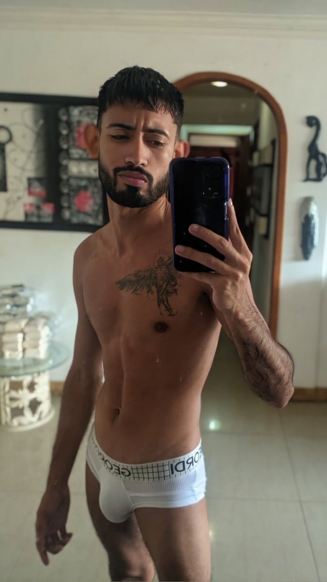 IzxAlex's tweet photo. 🥵😶‍🌫️ https://t.co/cDfX3zlnKM