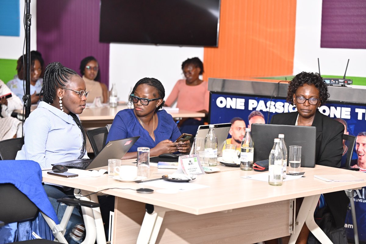 AsnetKenya's tweet photo. This initiative spans across 8 training sessions. 🌿💼 Over 100 attendees joined our Occupation Health Safety training . Stay tuned for more on our #ESG program for East African SMEs. #sustainability #training #ASNET #GIZ #SustainableBusiness #AWE https://t.co/jeN7PLkyKS