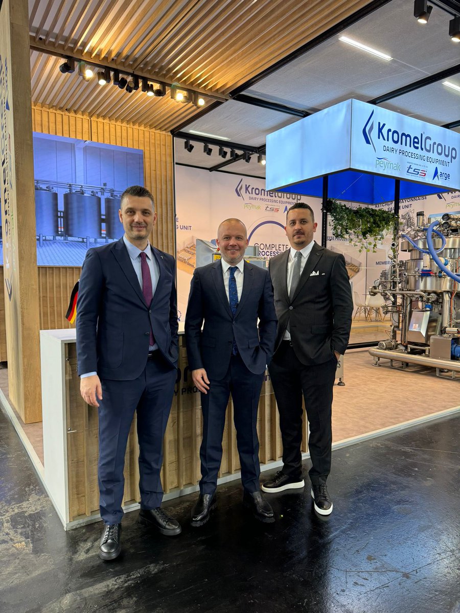 Sasiad1991's tweet photo. SASİAD Üyemiz Kromel Group Almanya’nın Köln Şehrinde düzenlenen Anuga Foodtech 2024 Gıda Teknolojileri fuarına katıldı.
Üyemiz Kromel Group’a Anuga gıda fuarında bereketli bol kazançlar diliyoruz. (Salon 4.1 -C069)
#sasiad54 #Anuga -#AnugaFoodtech #Korlnmesse #Dairyprocessing https://t.co/vNSP3kUOz2