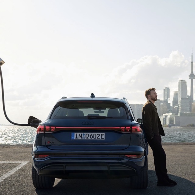 evans_armas's tweet photo. Repost from @audi on IG

There's a fresh face in the e-tron family. Introducing the all-new, fully electric Audi Q6 e-tron. A remarkable addition to the e-tron line up, coming to a street near you in late 2024.​ ⁣

#ChrisEvans  #Audi https://t.co/Ms5xHg2gVZ