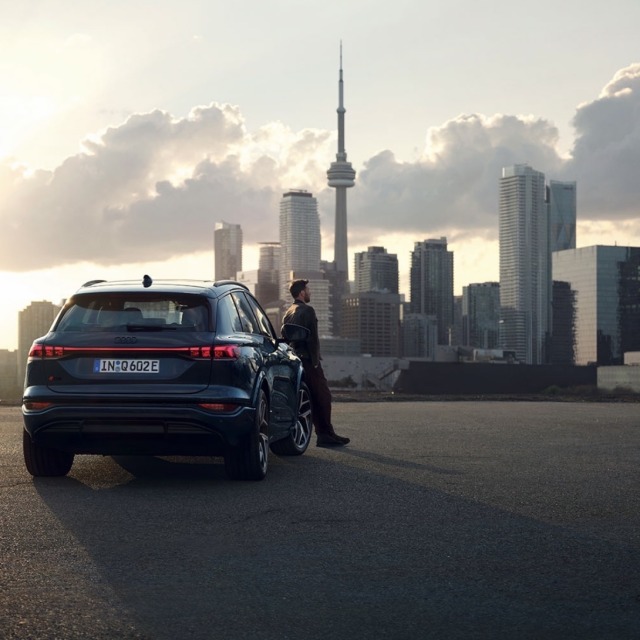 evans_armas's tweet photo. Repost from @audi on IG

There's a fresh face in the e-tron family. Introducing the all-new, fully electric Audi Q6 e-tron. A remarkable addition to the e-tron line up, coming to a street near you in late 2024.​ ⁣

#ChrisEvans  #Audi https://t.co/Ms5xHg2gVZ