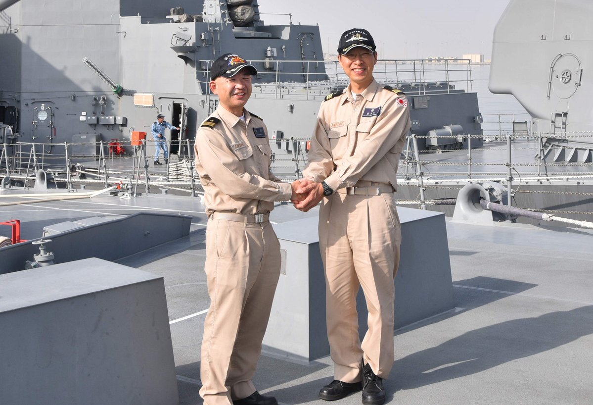 jmsdf_pao_eng's tweet photo. Deployment Surface force for Counter Piracy Enforcement has been replaced from #JSAKEBONO to #JSSAZANAMI.
Encouraging each other, their have embarked on our respective missions.
#JMSDF https://t.co/o9gfwr6DZk
