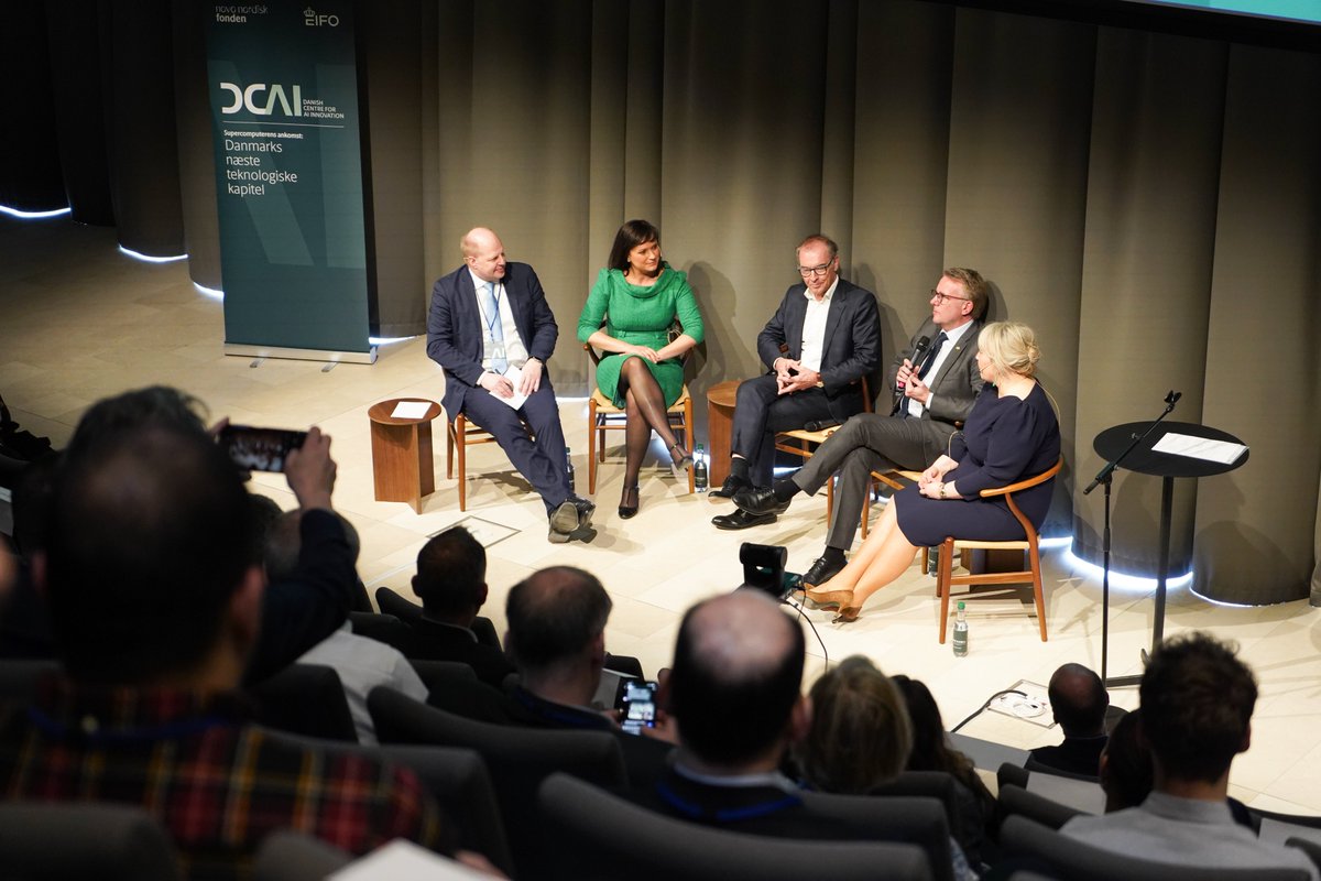 novonordiskfond's tweet photo. Today, we launched the Danish Centre for AI Innovation at an event attended by His Majesty the King, Minister of Industry, Business and Financial Affairs Morten Bødskov, Minister for Interior and Health Sophia Løhde, and Minister for Higher Education and Science Christina Egelund, among many others.

The centre is a collaboration between the Novo Nordisk Foundation, the @Eifo_fond , and @nvidia , and will help accelerate Danish research and innovation in countless fields. Read more here: 
https://t.co/fTKGOFcuX3