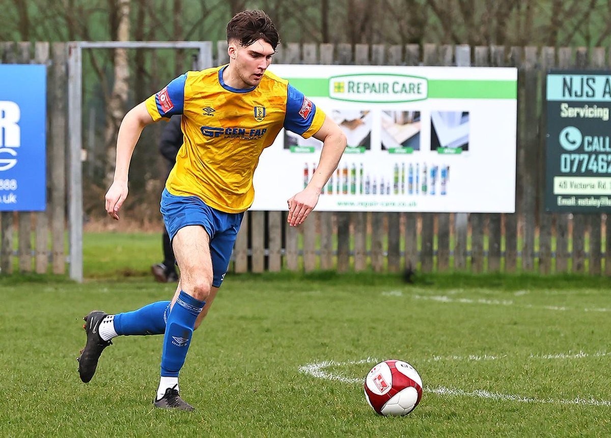 parksteelsfc's tweet photo. Who else has been impressed with Alex Phillipson since he signed for us? 🙋 https://t.co/3LmVMRQ1QG