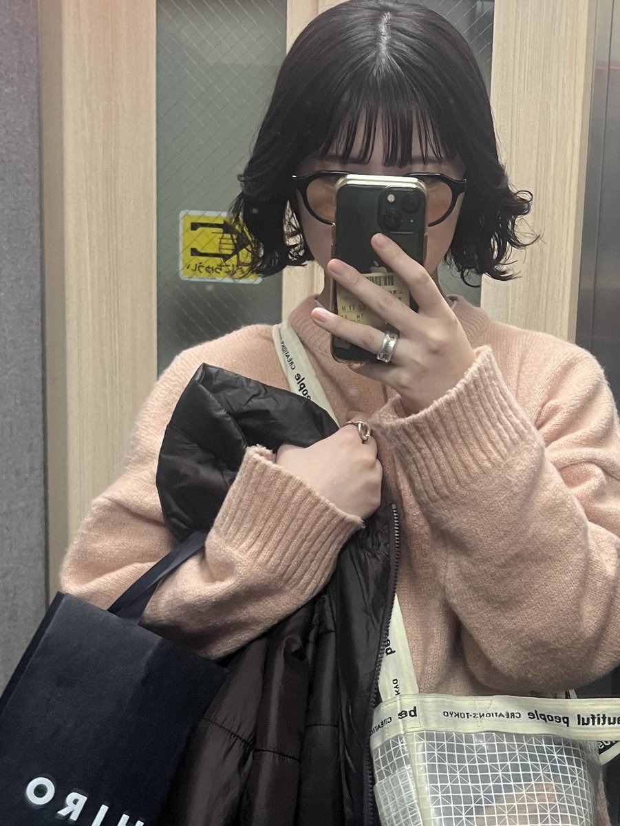 2_7_k's tweet photo. 飽き性だからパーマかけてない https://t.co/kS3asnoLuV