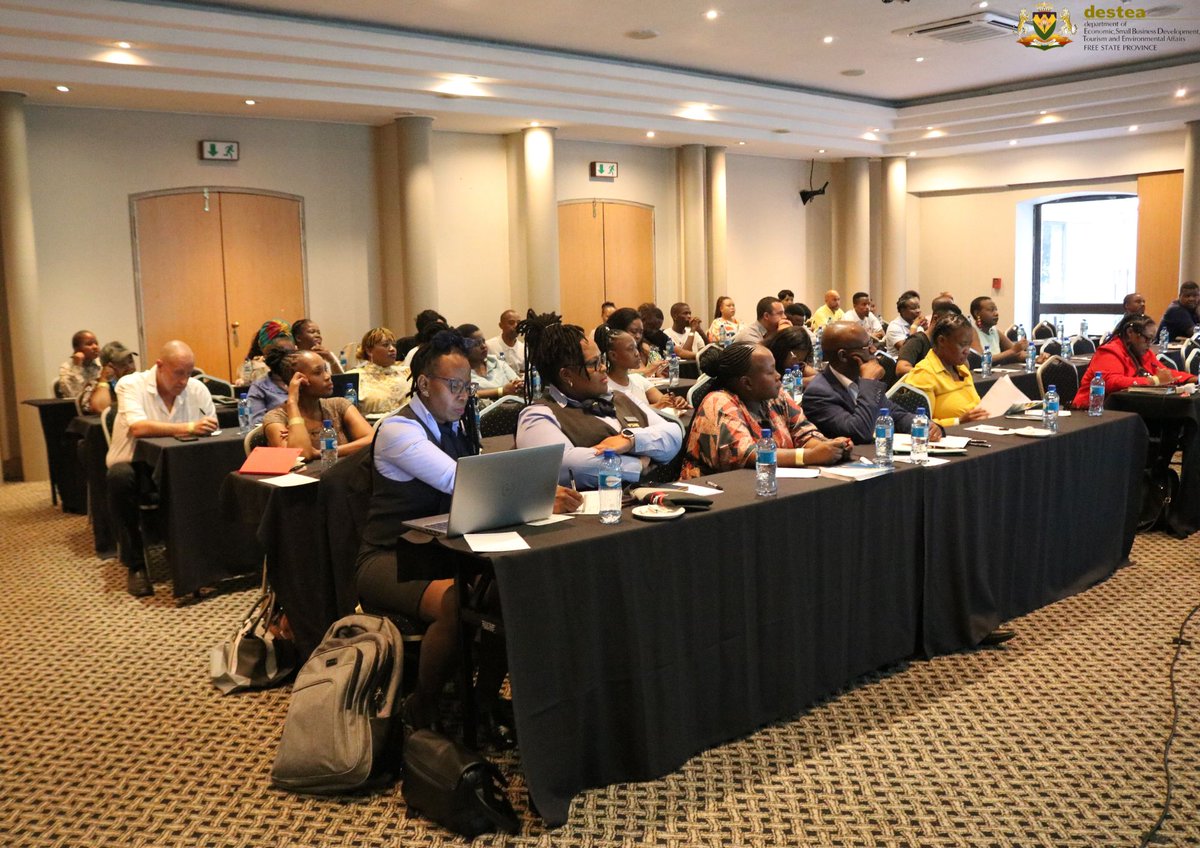 FSDESTEA's tweet image. Furthermore, enterprises exhibited their products exposing them to new markets as part of DESTEA’s non-financial support and access to markets for SMMES.
#DESTEA #SMMEDevelopment #SMMESupport