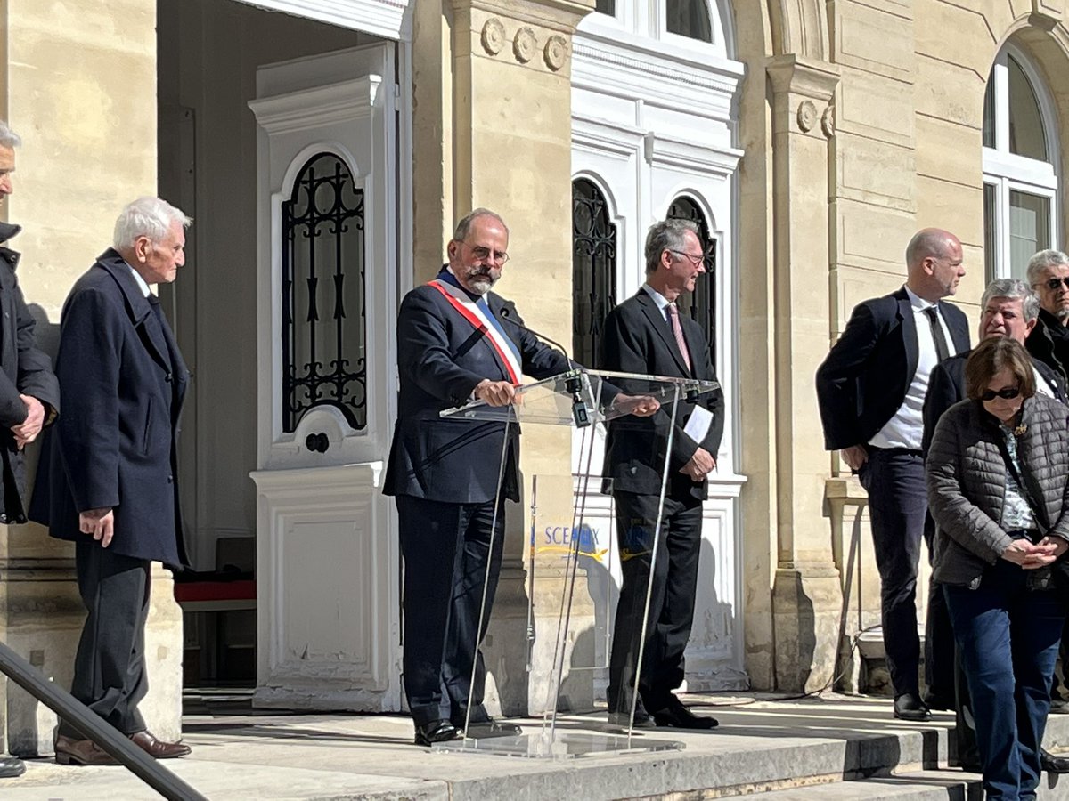 laurent_sceaux's tweet image. #Sceaux célèbre comme chaque année la journée nationale en mémoire des victimes de la guerre d'Algérie et des combats en Tunisie et au Maroc #19mars