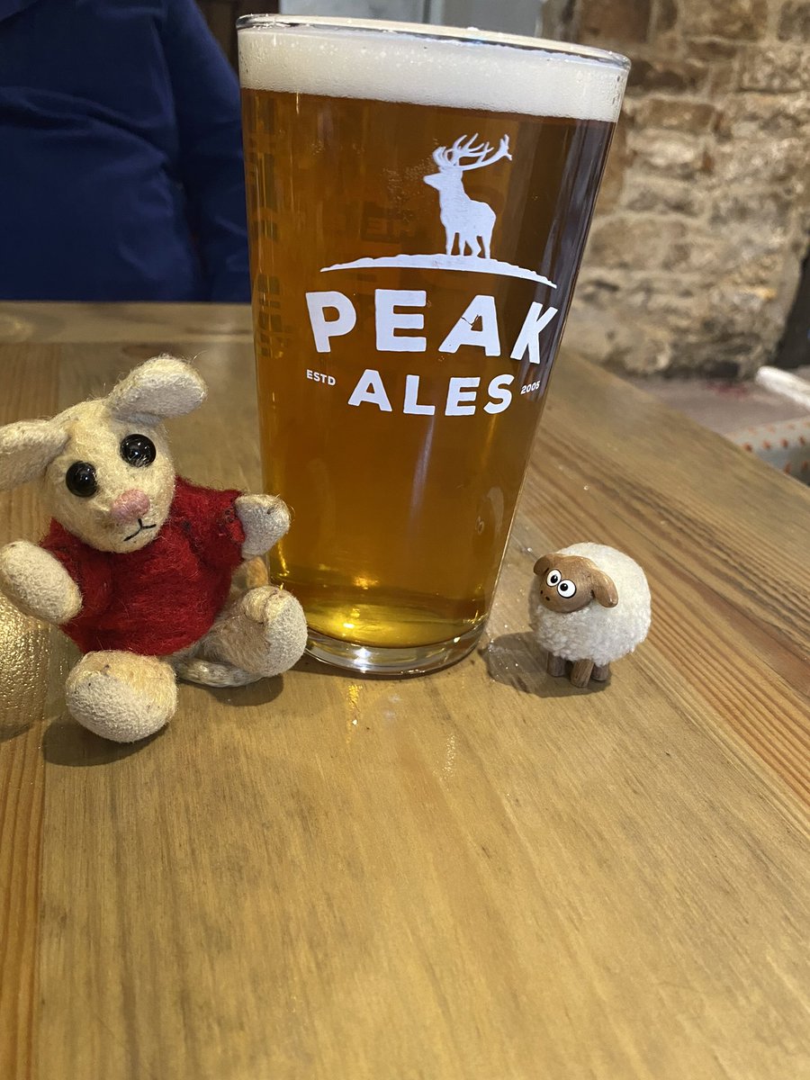 After an extended stay in the Norf East wiv me mates @Titch_Sheep and @Dolby_Sheep I am going home to Pip Towers. I suspect the Staff need sorting out and av become sloppy! Get ready Derbyshire - the mouse is on his way 😀🐭