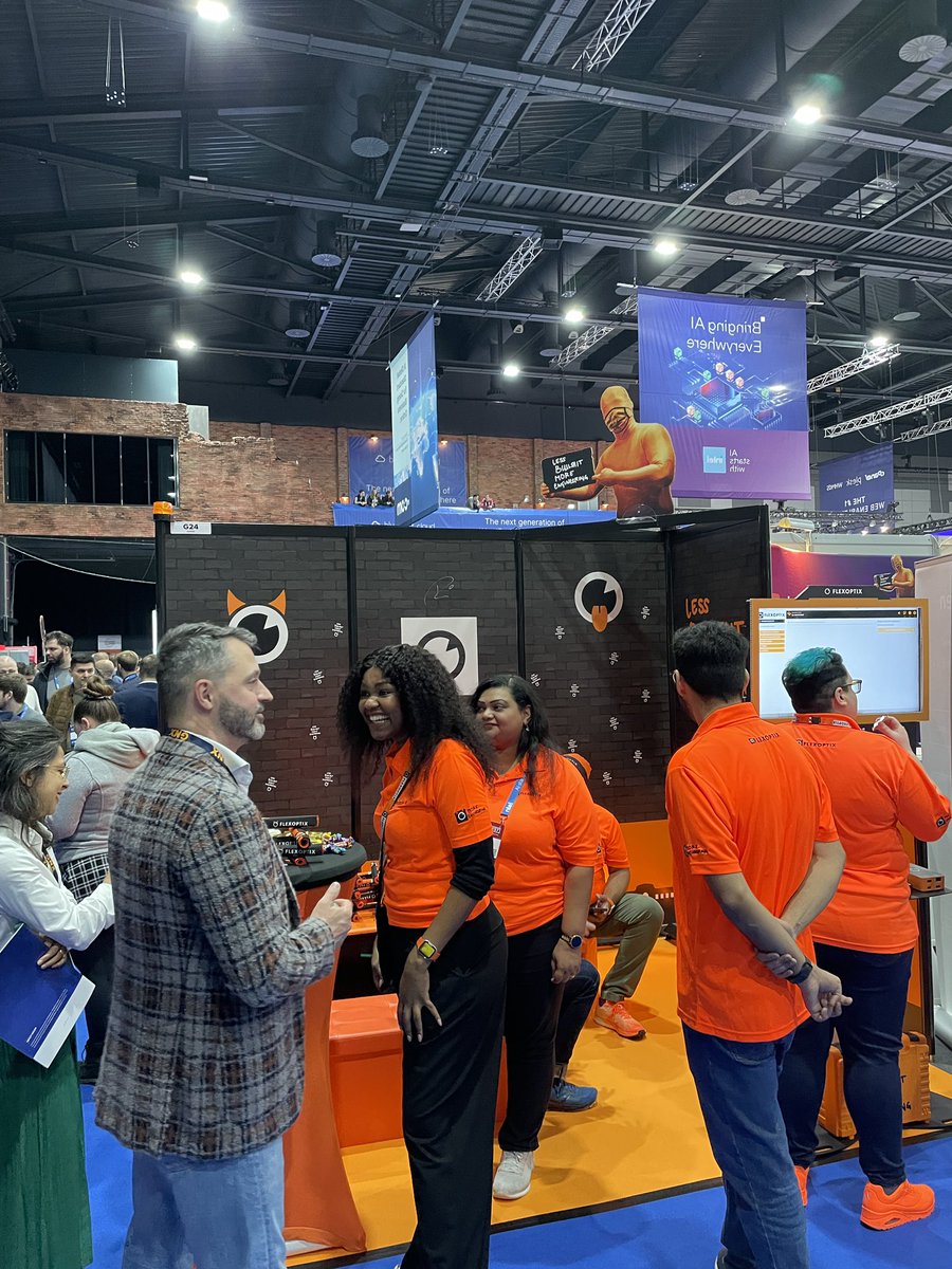 flexOptix's tweet photo. It’s officially Day 1 of the #CloudFest2024 Fair ! Come through to the coolest booth - G24 - and meet the #OrangeCrew! 😉🧡 https://t.co/yGw6Qzx4Mm