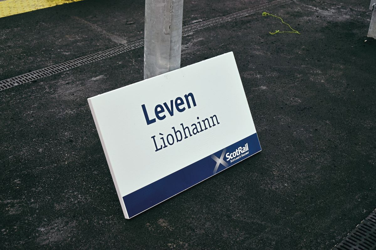 This year’s reopening of the Levenmouth line follows the opening of a new station and electrification of a suburban route from Glasgow. Richard Clinnick reports. 👇 railexpress.co.uk/14523/looking-…