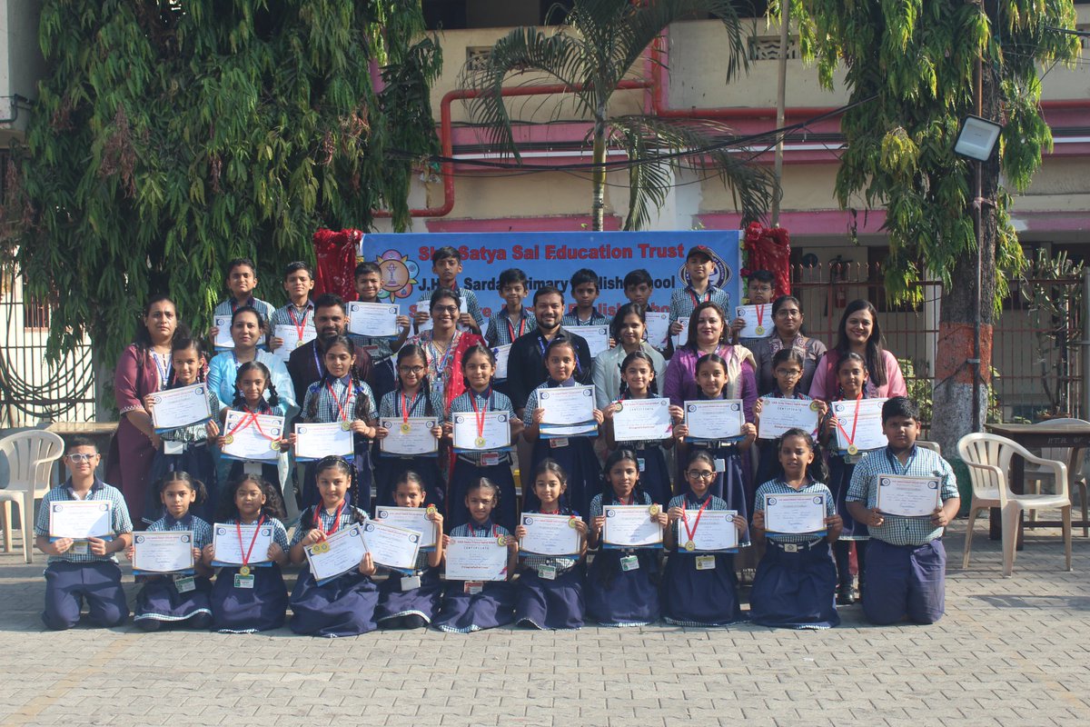 JHBSardarPrima1's tweet photo. Cheers to the winners of Grade 3rd and 4th for all the events of academic year 2023-24.
Celebrating talent, dedication and hard work at our school's Annual Prize Distribution ceremony and also honouring excellence across all events and competitions. #VictoryUnleashed #ProudSchool https://t.co/0yoiOwS39X