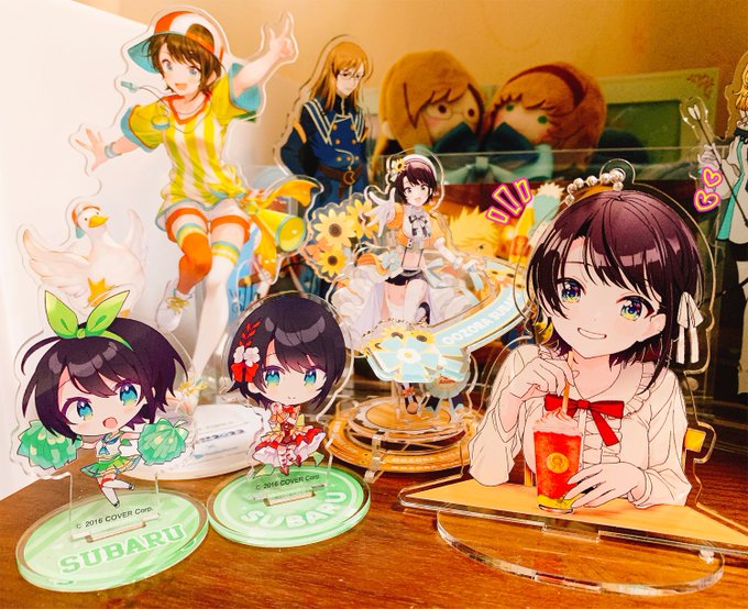 抹茶さん(@tlie_ilt_)の企画で有り難くもスバルちゃんのアクスタをおうちにお迎えさせて頂きました🚑
眩しい笑顔のスバルちゃん最高に可愛いよ〜〜!!!😂💕
素敵な企画を有難うございました!大切にします…!!
(写真はご本人様より掲載許可を頂いております) 