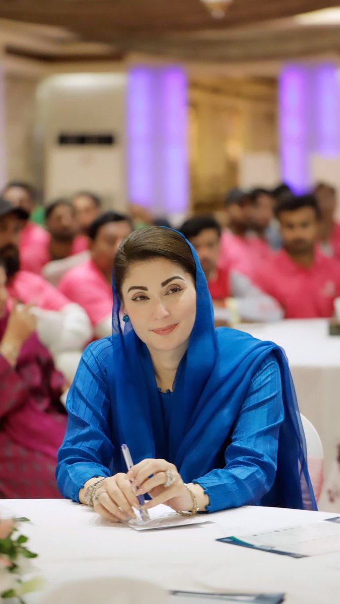 مریم تینوں رب دیاں رکھاں 🥹❤️🫶🏻
<a href="/MaryamNSharif/">Maryam Nawaz Sharif</a>