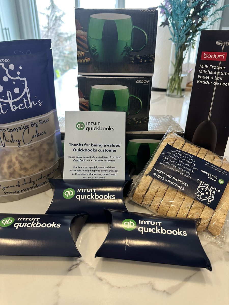 Perfect gift &amp; perfect timing. Thanks <a href="/IntuitAcctsCA/">Intuit Accountants Canada</a> for the treats 🥰
Just what I need to survive the next 42 days. 
#IntuitLovesAccts