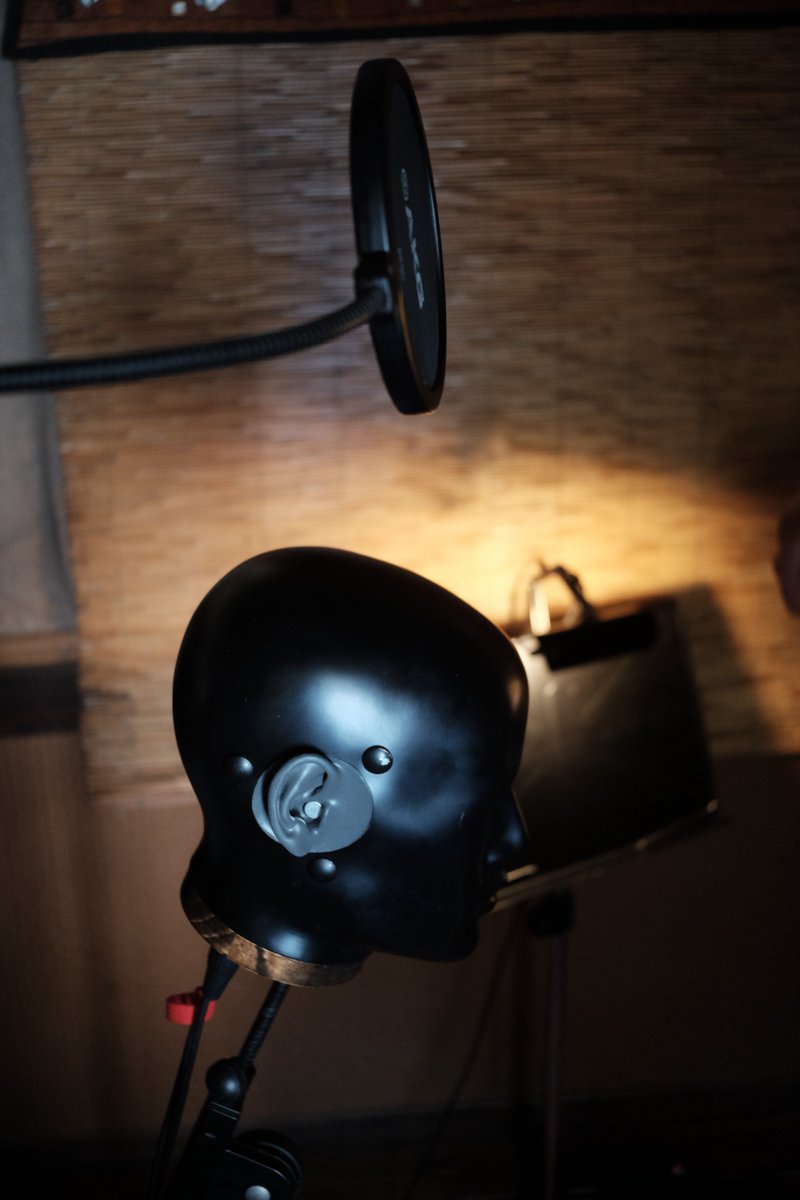 Mañana de grabación en el estudio Artesonao de Miguel Olmedo en los Montes de Málaga bajo la dirección de <a href="/femilano/">Felipe Milano</a> <a href="/krillaudio/">Krill Audio</a> con Pepín Naranjo a la guitarra, nuestro nuevo proyecto avanza!