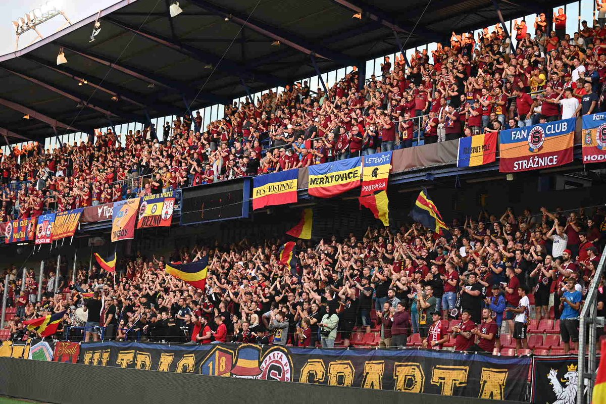 Stadium_Tr's tweet photo. 🇨🇿 Une belle occasion pour faire les 2 clubs de Prague le week-end du 20 avril :

Samedi 20/04 à 15h : AC SPARTA PRAHA - FC BANÍK OSTRAVA

Dimanche 21/04 à 15h : SK SLAVIA PRAHA - SK SIGMA OLOMOUC

#Praha #Sparta #Slavia https://t.co/oymhhdjIEf