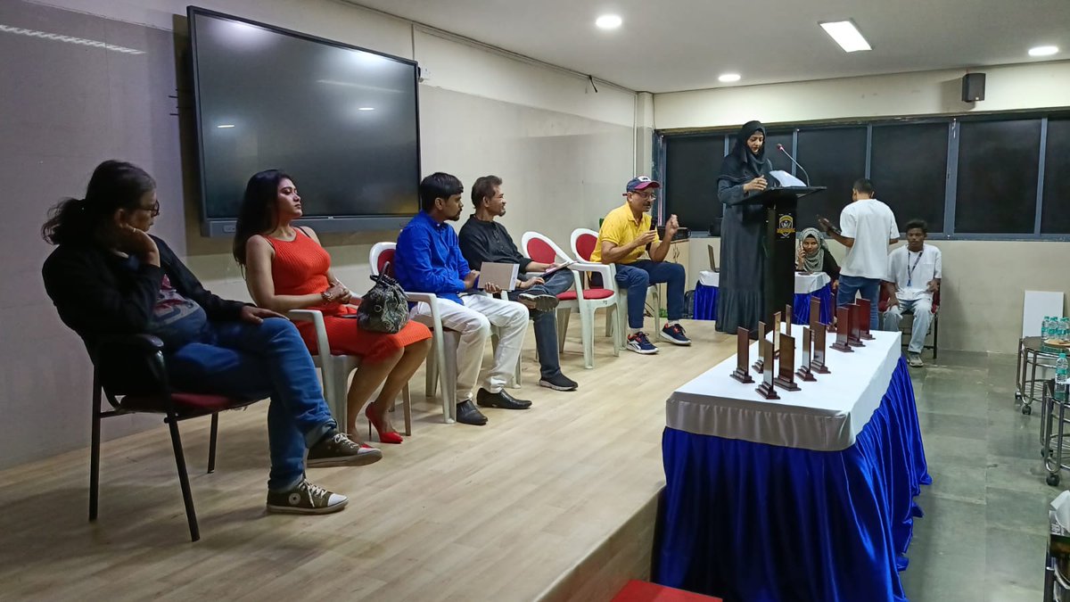 college_rizvi's tweet photo. BAMMC's Blue Mormon Film Festival rocked the stage on March 16, 2023, with submissions from around the globe! Our students clinched 2 awards and basked in industry insights at the panel discussion. Big thanks to all for the support! 🎥✨ #BAMMC #FilmFestival #rizvicollegeofasc https://t.co/n84ATFolb6