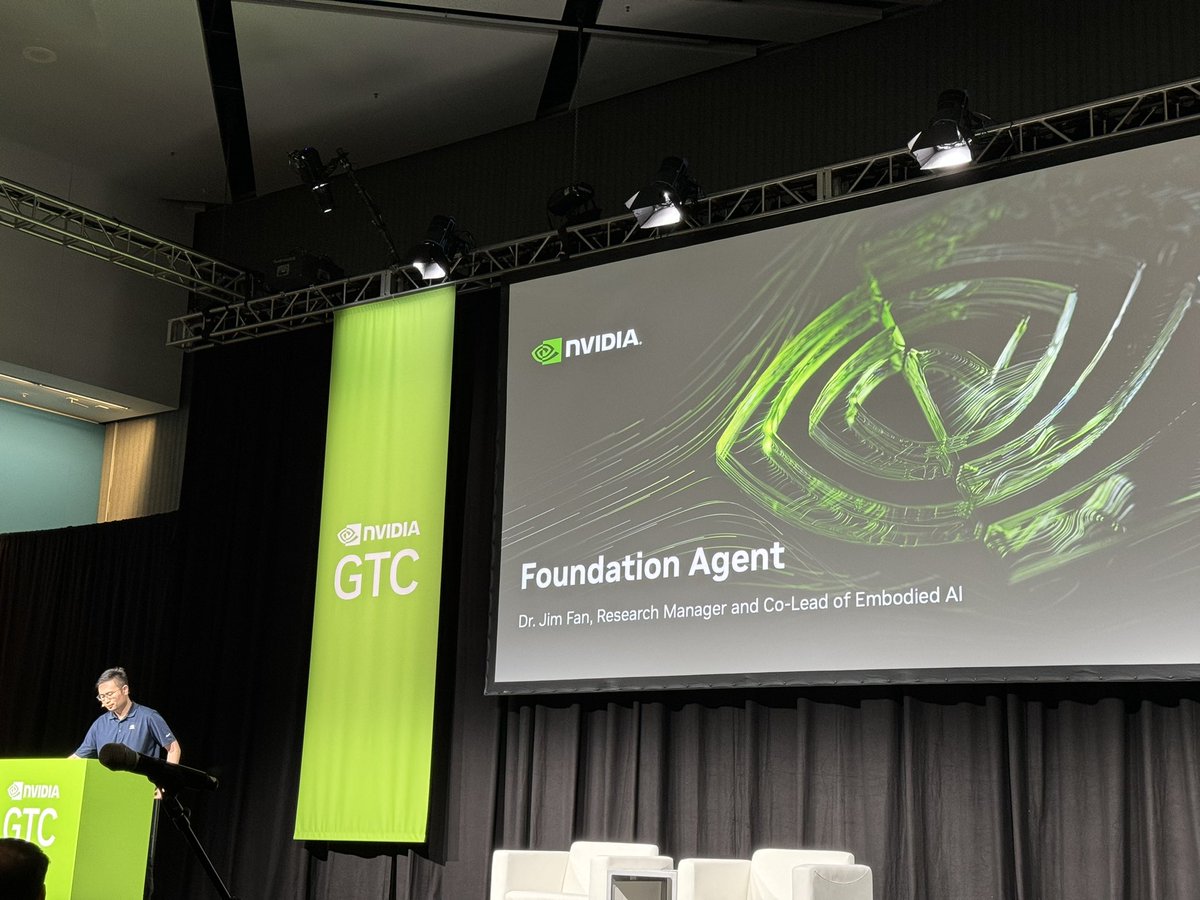 Patrick McFadin tweet media