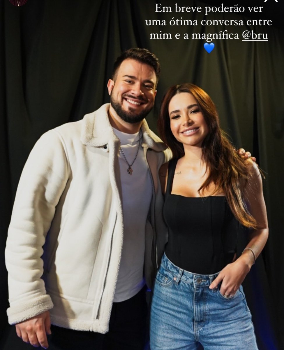 RealityQueenBB's tweet photo. Vamos ouvir no Podbru ou no PodZaza? ☺️
Seja como for é sempre bom ouvir-te em excelente companhia 👏🏻
#TeamZaza #Podbru #Brunardo https://t.co/O5hNVkpzDo