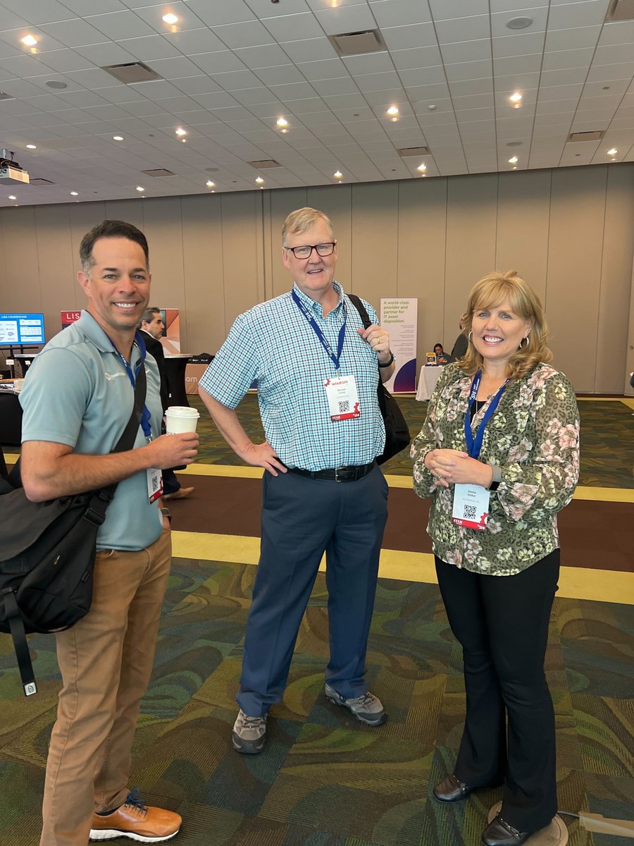 AzulSystems's tweet photo. We are off to a fantastic start at the @ITAMreview Wisdom NA event! Don't miss out on the action - swing by Azul's booth! Come learn why we are the recommended alternative to Oracle Java SE, providing the broadest support for different Java versions &amp; platforms. #ITAMReview #Java https://t.co/txfETFRmXe
