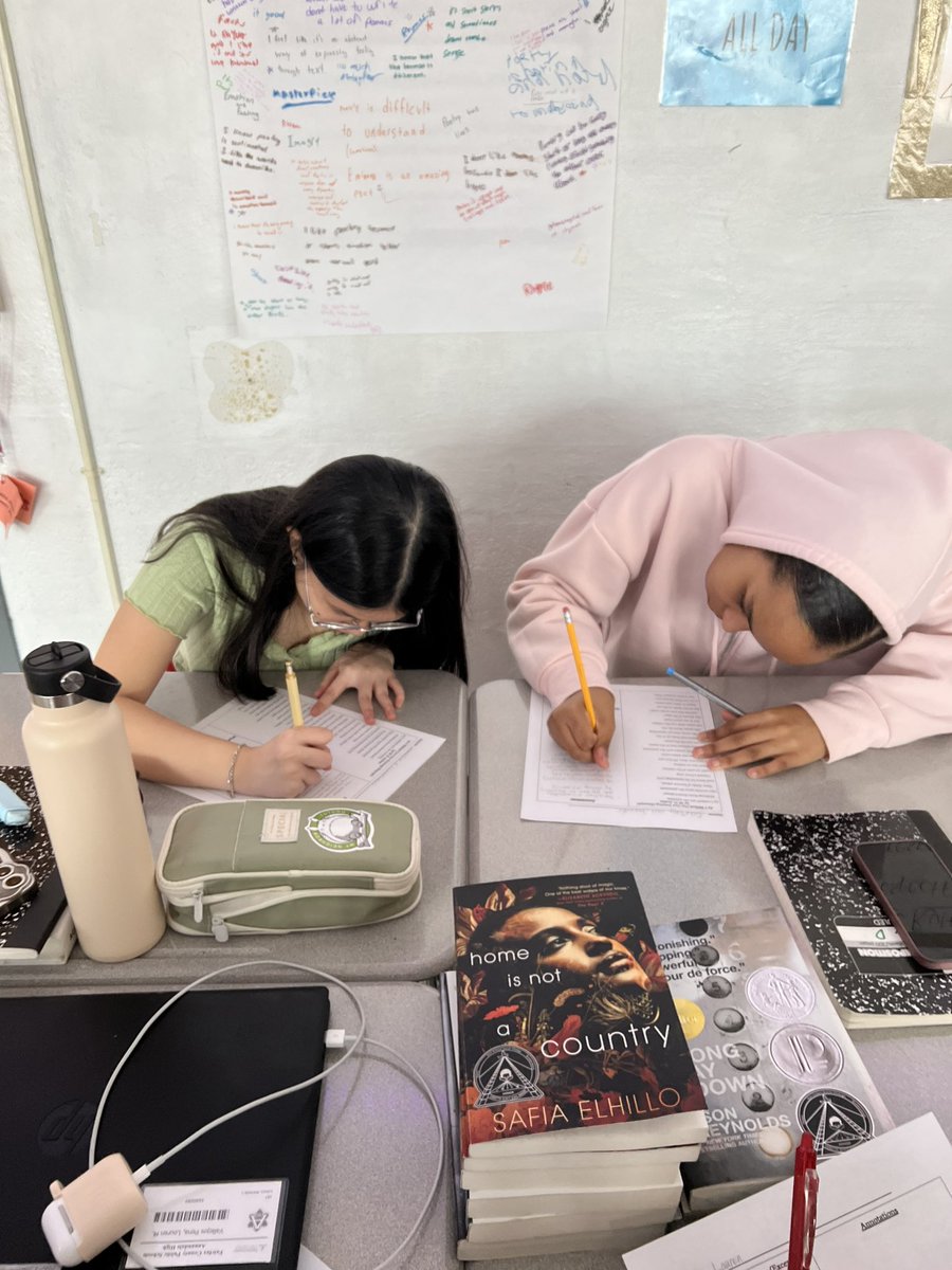 ms_englund's tweet image. English 9 students have been working in partnerships during our poetry unit! Being able to discuss ideas and ask questions with partners has helped everyone’s understanding of figurative language. #AtomNation