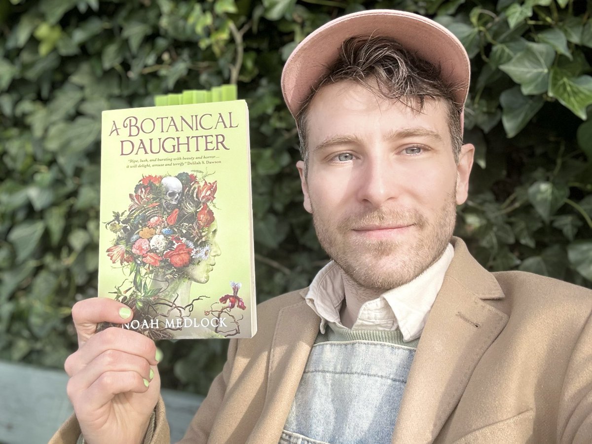 Release day is upon us! A BOTANICAL DAUGHTER was the book I needed to read at a very rough time. I only had to write it first! That process completely turned my life around. I’m thrilled so many people are picking it up! But just holding it in my hands now means the world 🌱